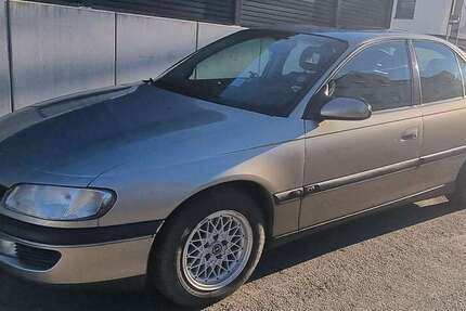 Opel Omega 115.000 km 1.222 &euro; Rodewisch, Stadt 08228