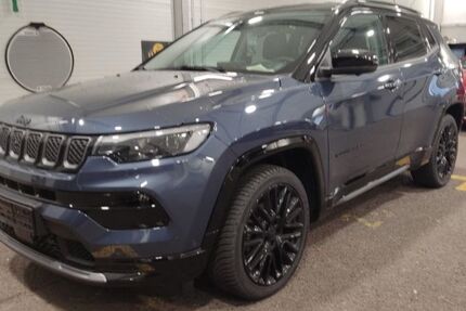 Jeep Compass 23.300 km 21.980 &euro; Marburg 35043