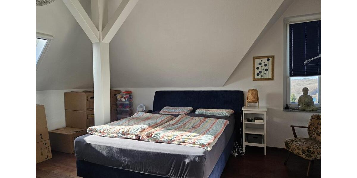 Dachgeschoßwohnung Remscheid Lüttringhausen - 3 Zimmer, 95 m&sup2;, 720&euro; | Angebot:24839162