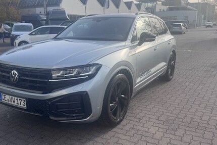 VW Touareg 26.500 km 75.991 &euro; Celle 29221