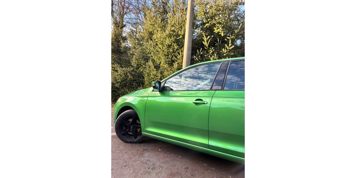 Skoda Rapid 93.573 km 11.000 &euro; Oberlungwitz 09353