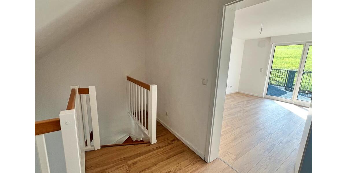 Maisonettenwohnung Wiehl - 3 Zimmer, 101 m&sup2;, 1.295&euro; | Angebot:26589320