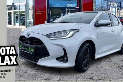 Toyota Yaris 23.309 km 18.350 &euro; Dresden 01139