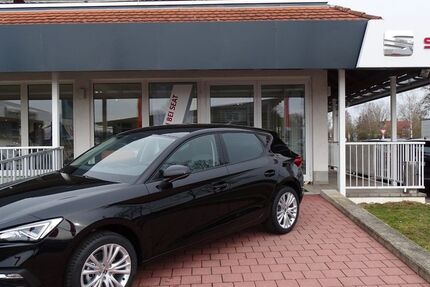 Seat Leon 18.200 km 25.400 € Pfatter 93102