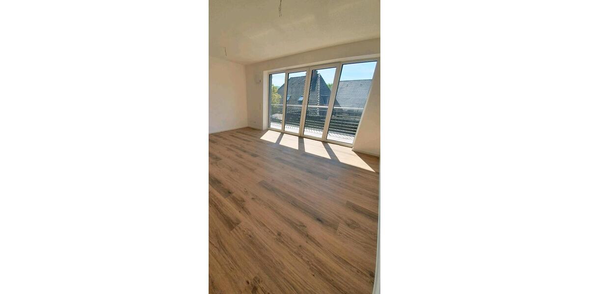 Dachgeschoßwohnung Essen (Oldenburg) - 3 Zimmer, 85 m&sup2;, 950&euro; | Angebot:25854580