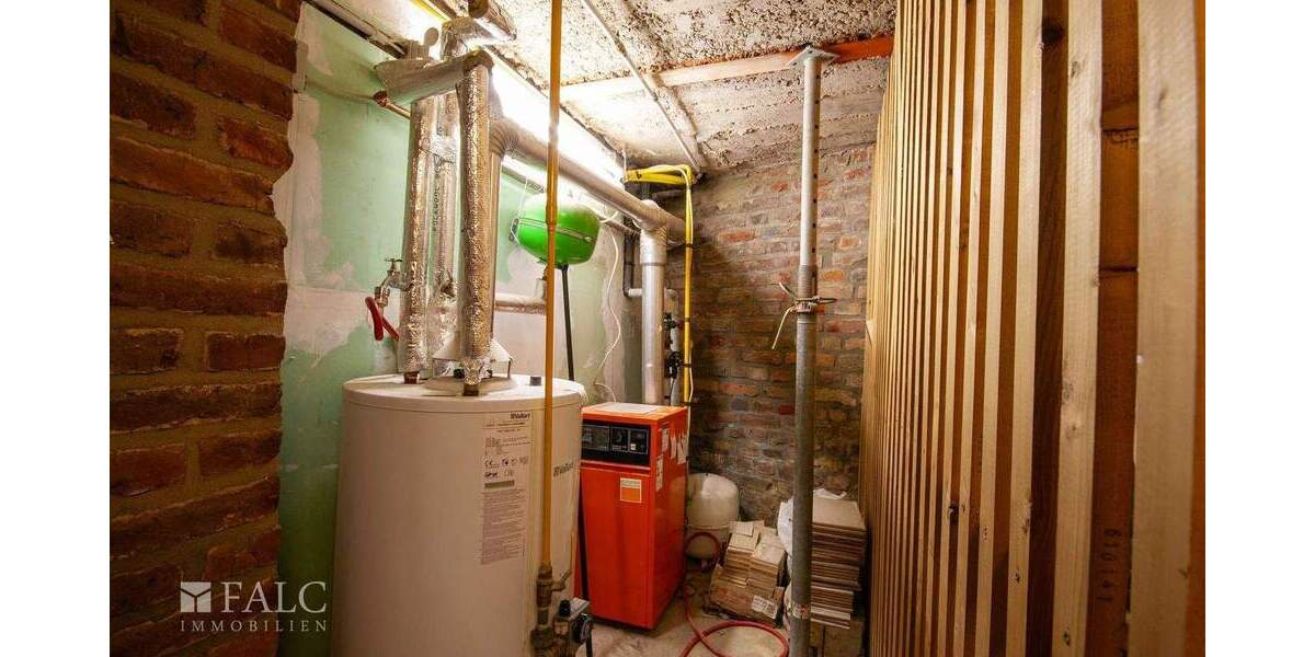 Mehrfamilienhaus, Wohnhaus Frechen Königsdorf - 6 Zimmer, 235 m&sup2;, 400.000&euro; | Angebot:24766754