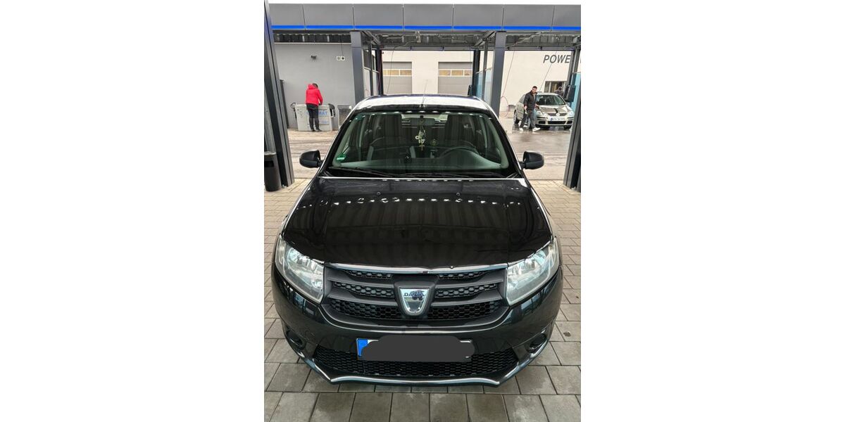 Dacia Sandero 99.000 km 3.200 &euro; Saal an der Donau 93342