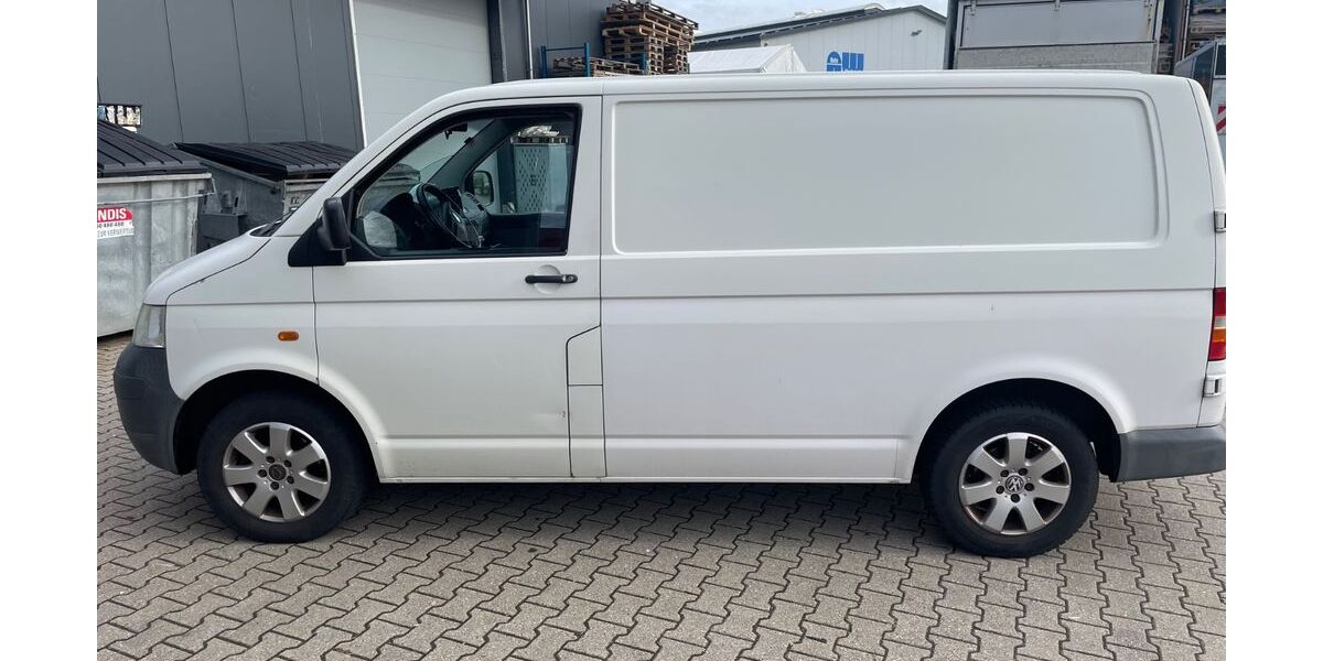 VW T5 Transporter 295.000 km 6.750 &euro; Bonn 53229