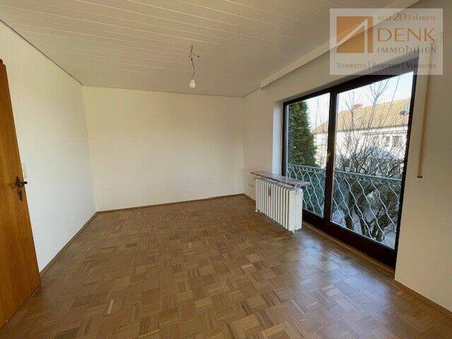 Etagenwohnung Buchbrunn - 5 Zimmer, 120 m&sup2;, 1.140&euro; | Angebot:26894209