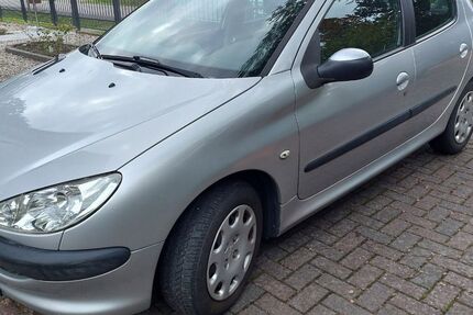 Peugeot 206 118.000 km 1.100 € Falkensee 14612
