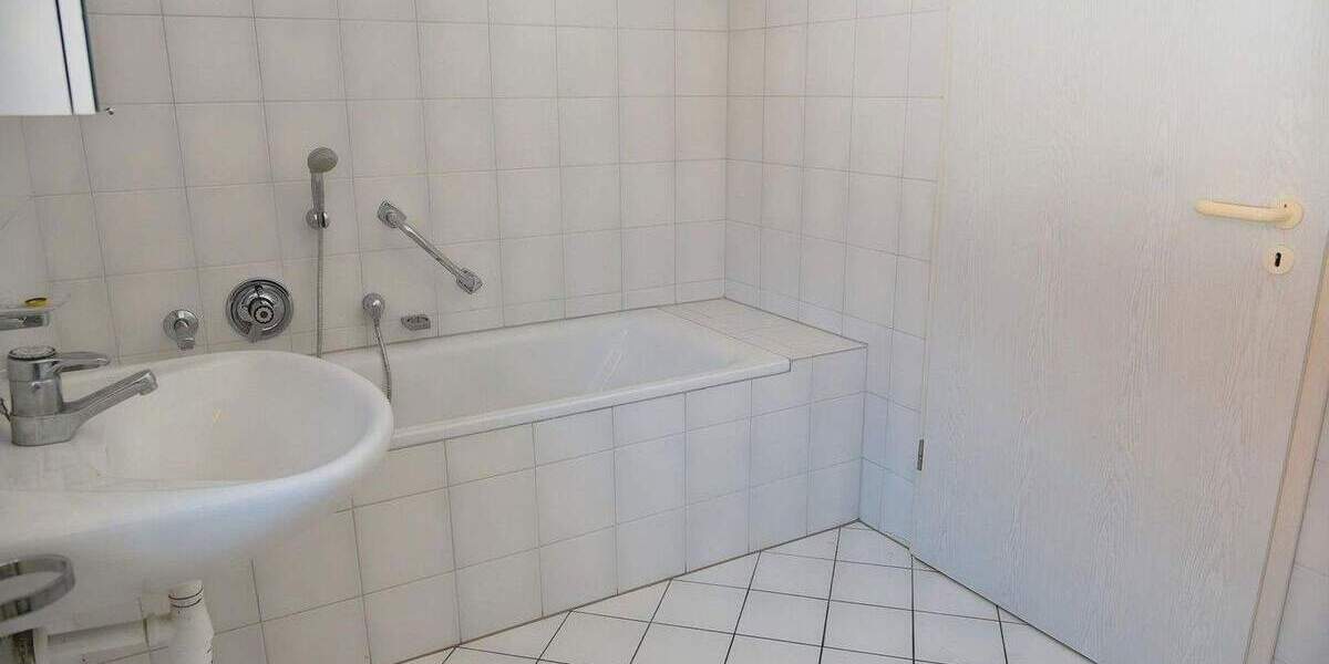 Etagenwohnung Gütersloh Innenstadt - 3 Zimmer, 72 m&sup2;, 225.000&euro; | Angebot:24709119