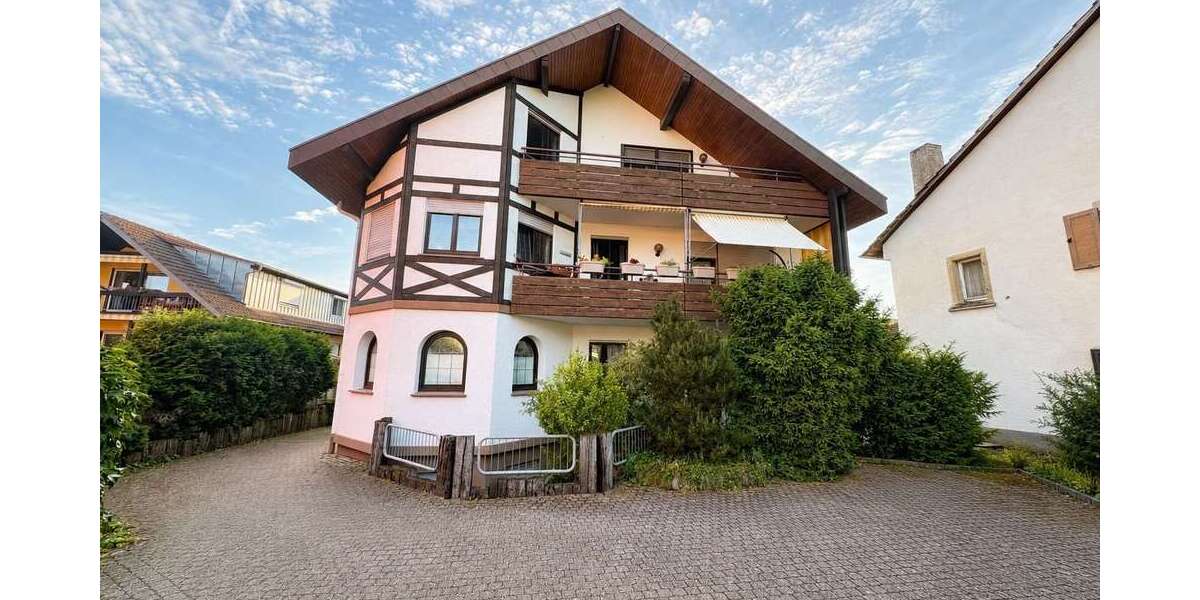 Etagenwohnung Bad Krozingen - 3 Zimmer, 84 m&sup2;, 319.000&euro; | Angebot:26597857