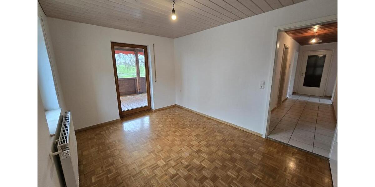 Erdgeschoßwohnung Bad Waldsee - 3 Zimmer, 76 m&sup2;, 600&euro; | Angebot:26265998
