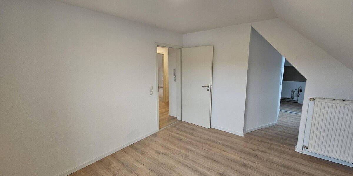 Etagenwohnung Schiffweiler - 3 Zimmer, 57 m&sup2;, 570&euro; | Angebot:26627744