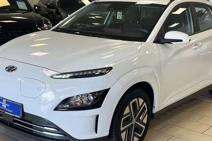 Hyundai KONA 23.886 km 17.300 &euro; Bonn 53227