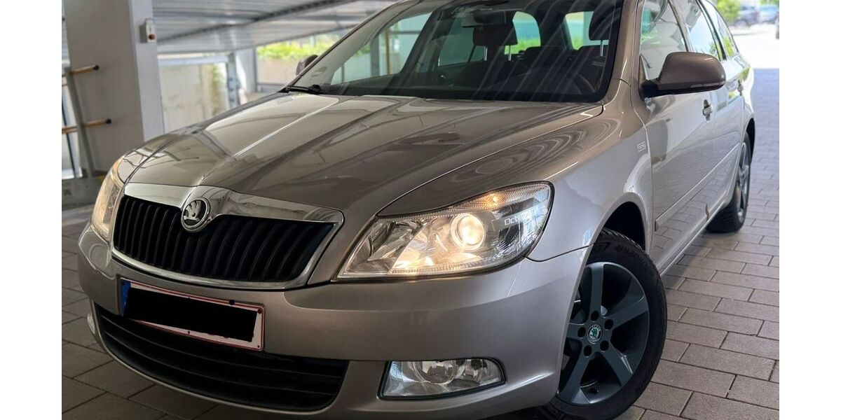 Skoda Octavia 244.000 km 1.480 &euro; München 81829