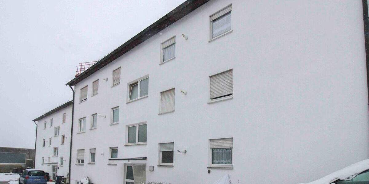 Sofort bezugsfrei und frisch renoviert! 1 Zimmer ETW mit Terrasse und Garten 1 zimmer