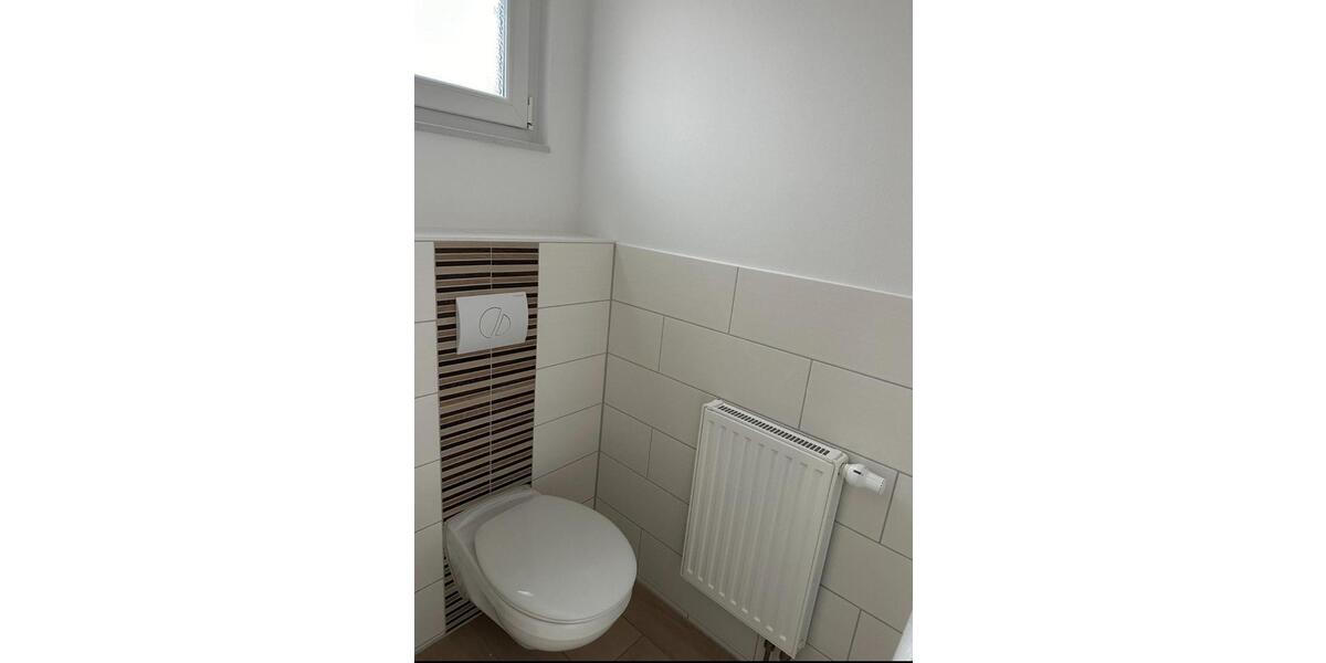 Erstbezug nach Sanierung - Teilmöbliertes REH in Wassernähe 4 zimmer