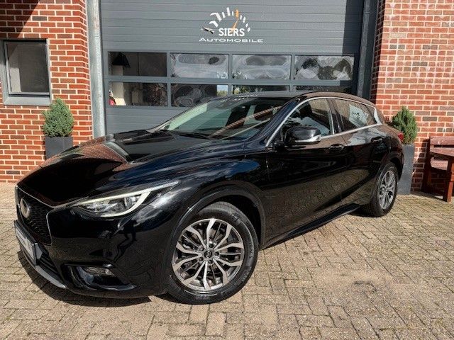 Q30