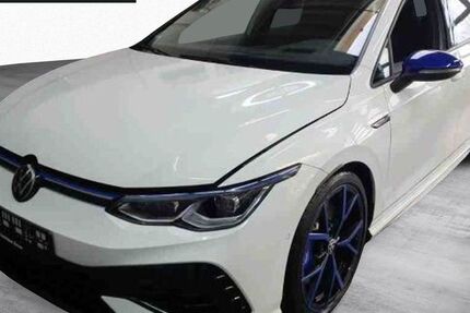 VW Golf 26.600 km 44.930 &euro; Feldkirchen/Westerham 83620