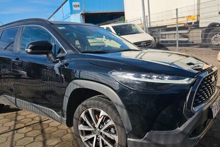 Toyota Corolla Cross 123.000 km 14.950 &euro; Hamburg 20539