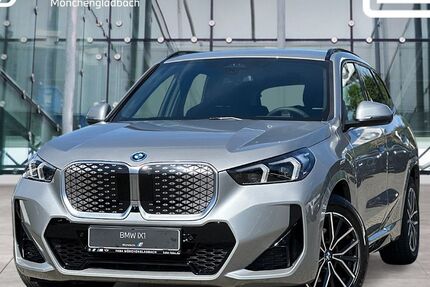 BMW iX1 1.001 km 63.199 &euro; Mönchengladbach 41066