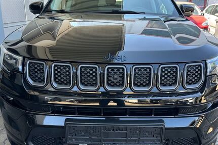 Jeep Compass 79.990 km 21.499 &euro; Hildrizhausen 71157