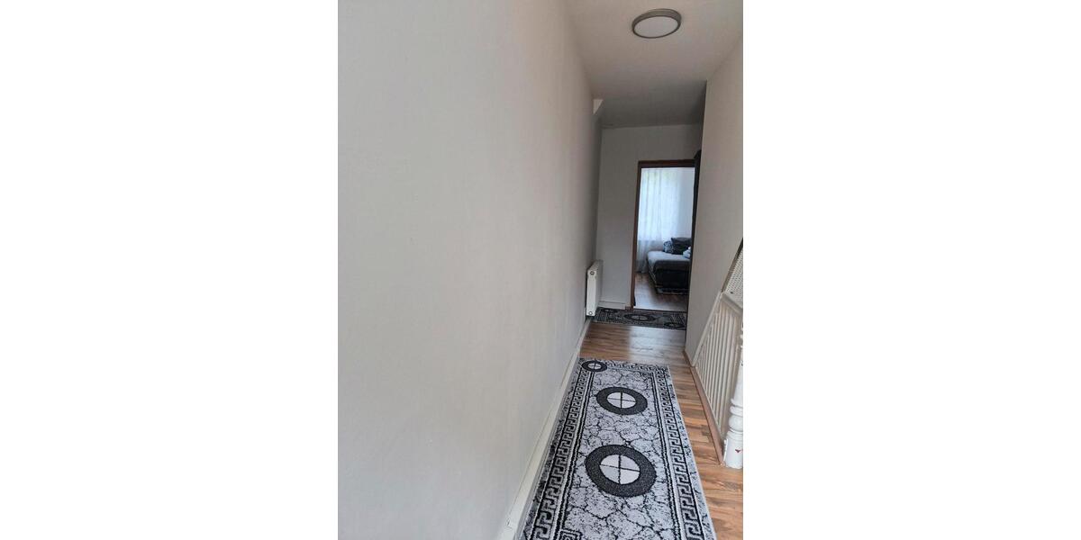 Einfamilienhaus Werdau - 1 Zimmer, 130 m&sup2;, 75.000&euro; | Angebot:27010401
