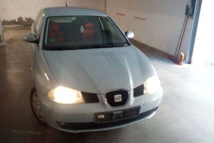 Seat Ibiza 200.000 km 600 &euro; Lauscha 98724