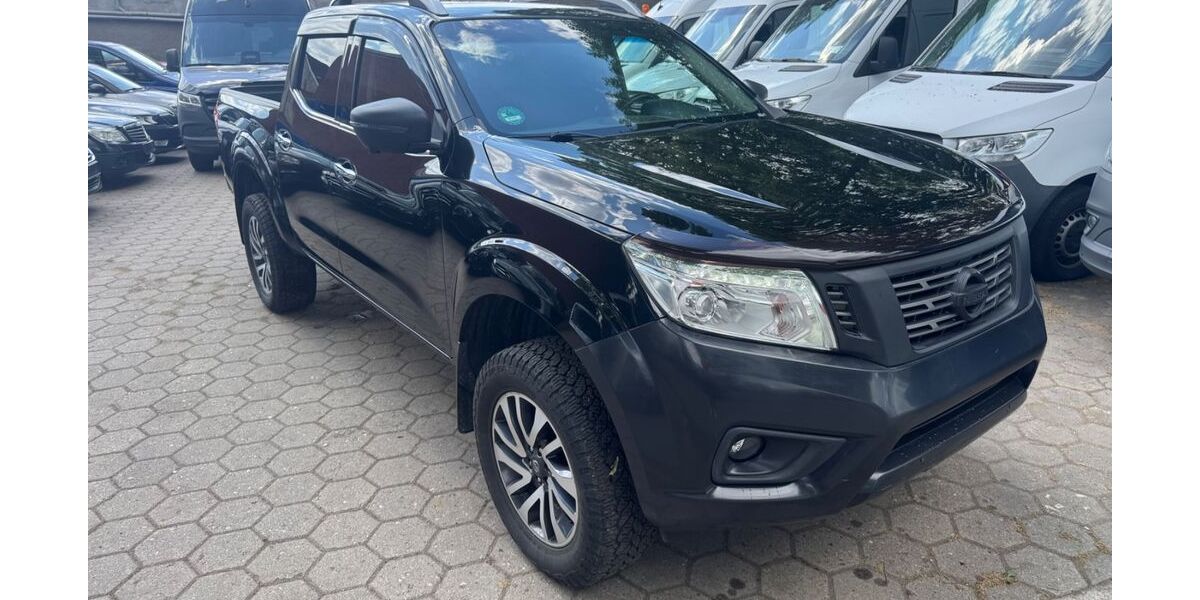 Nissan Navara 164.600 km 15.950 &euro; Hamburg 20537