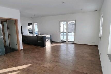 Haus Pollenfeld - 5.5 Zimmer, 165 m&sup2;, 1.750&euro; | Angebot:24808306