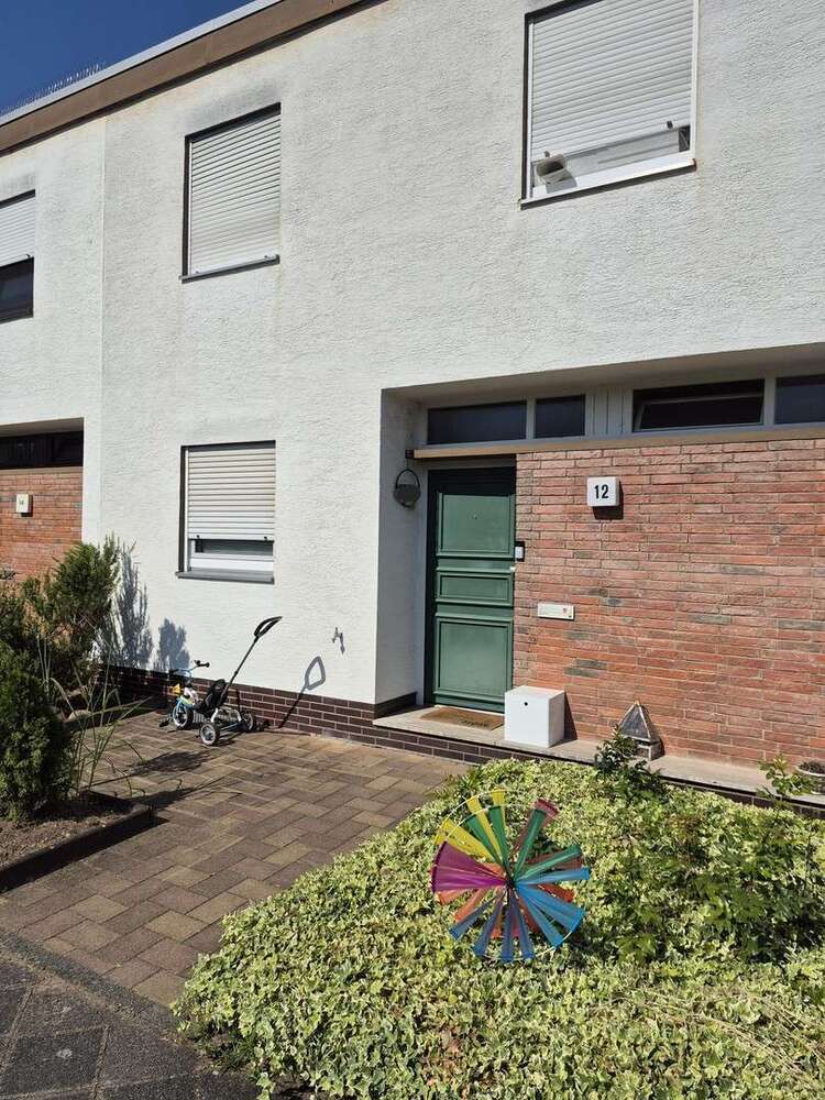 Haus zum Mieten in Mannheim 1.500 € 140 m²