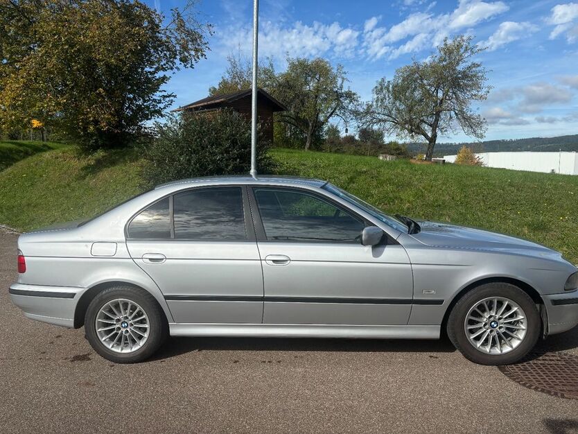 BMW 523 225.861 km 2.500 € Oppenweiler 71570