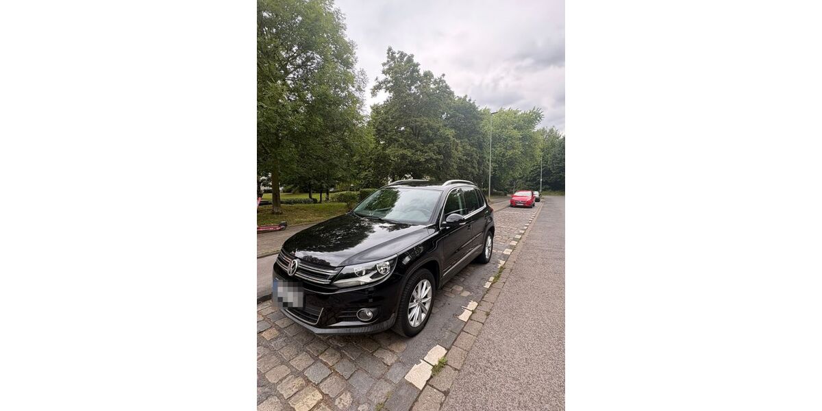 VW Tiguan 128.000 km 7.490 &euro; Duisburg 47138