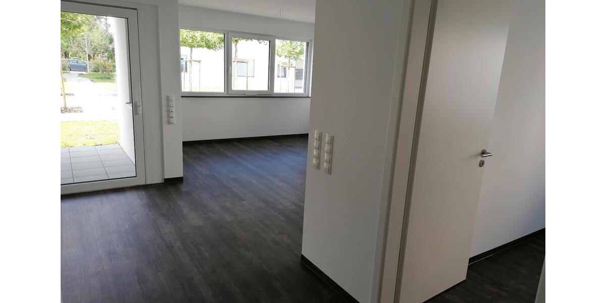 Erdgeschoßwohnung Tettnang - 2.5 Zimmer, 64 m&sup2;, 970&euro; | Angebot:26339928