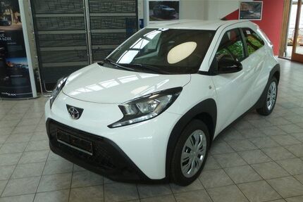 Toyota Aygo (X) 2.500 km 15.850 &euro; Moorenweis 82272
