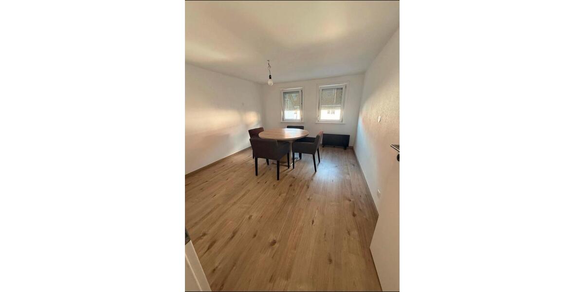 Mehrfamilienhaus, Wohnhaus Balingen - 6 Zimmer, 105 m&sup2;, 900&euro; | Angebot:24744635