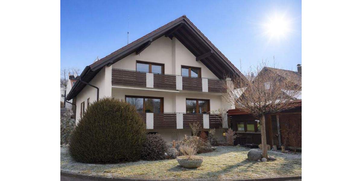 Mein persönlicher Ruhepol - Hochwertige Dachgeschosswohnung mit Sauna und Balkon 2 zimmer