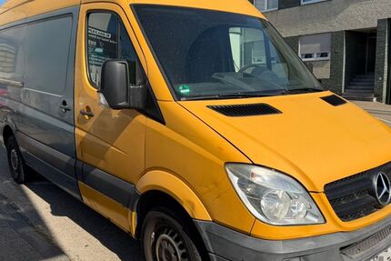 Mercedes-Benz Sprinter 197.000 km 4.900 &euro; Aachen 52080