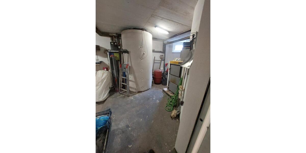 Einfamilienhaus Baesweiler - 8 Zimmer, 143 m&sup2;, 450.000&euro; | Angebot:25871723