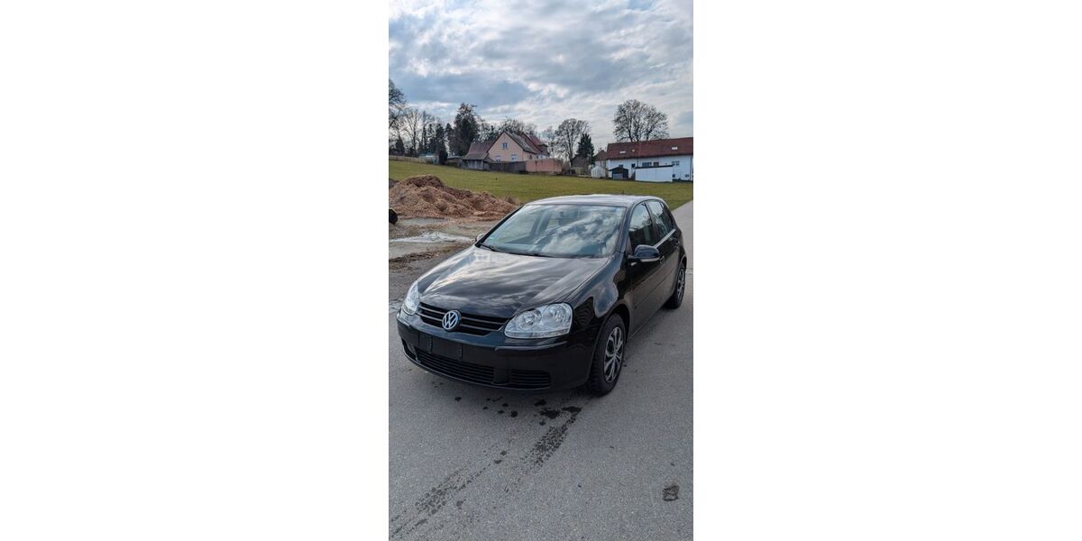 VW Golf 185.570 km 4.899 &euro; Laupheim 88471