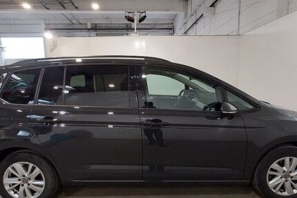 VW Touran 71.600 km 26.666 &euro; Greiz 07973