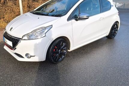 Peugeot 208 88.121 km 6.800 &euro; Marsberg 34431