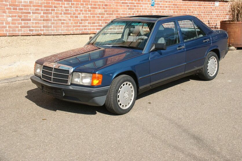 Mercedes-Benz 190 129.000 km 8.450 € Leinzell 73575