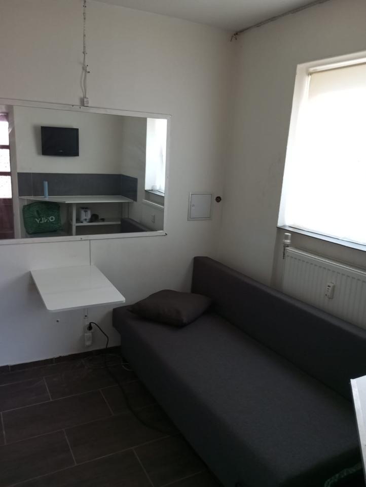 Alles inklusive! Möbliertes 1-Zi. Appartment am Bahnhof Sechtem zimmer