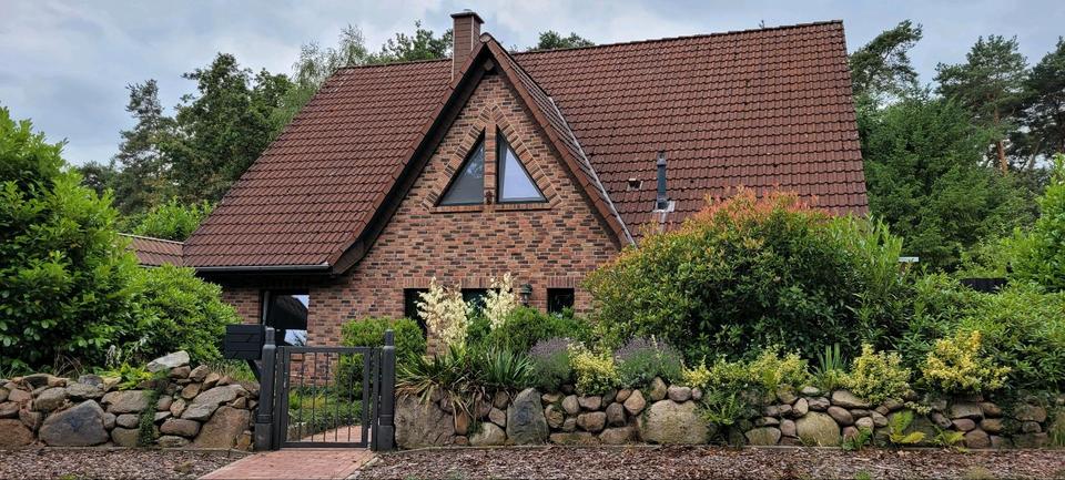 Einfamilienhaus Hodenhagen - 5 Zimmer, 184 m&sup2;, 385.000&euro; | Angebot:27120556