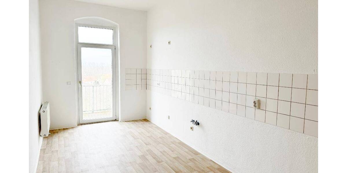 Etagenwohnung Riesa Altriesa - 2 Zimmer, 73 m&sup2;, 395&euro; | Angebot:25985365