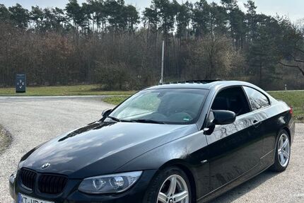BMW 318 57.000 km 7.600 &euro; Volkach 97332