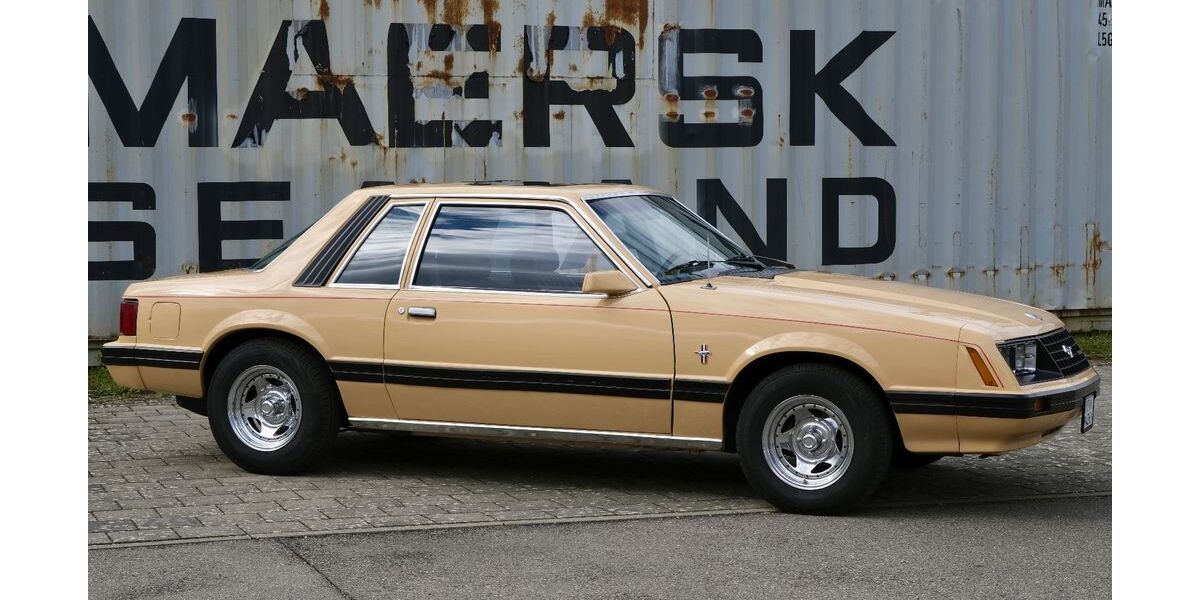 Ford Mustang 73.000 km 12.300 &euro; Pliezhausen 72124