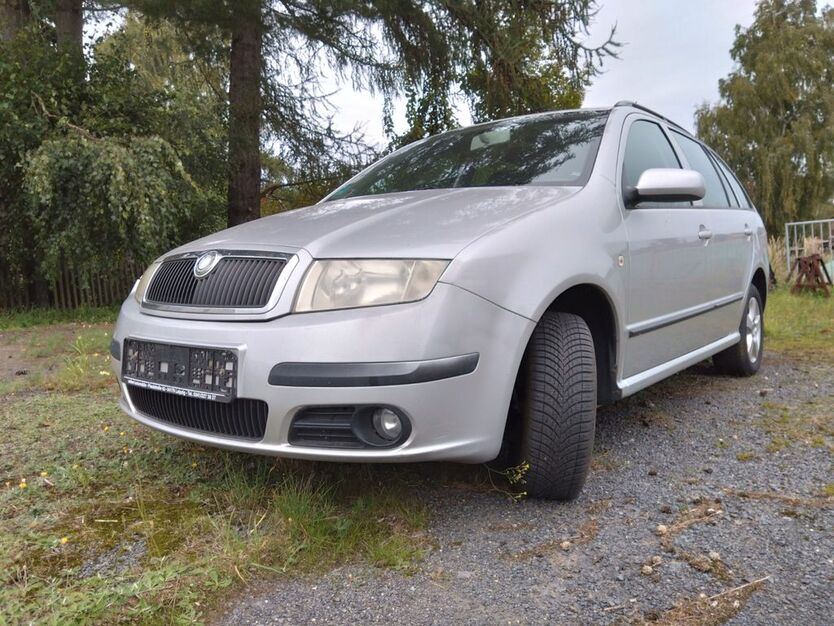 Skoda Fabia 209.000 km 2.350 € Löbau 02708